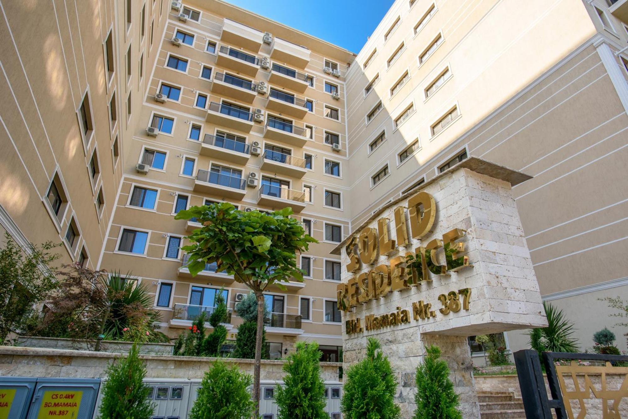 Solid Apartments Mamaia Esterno foto